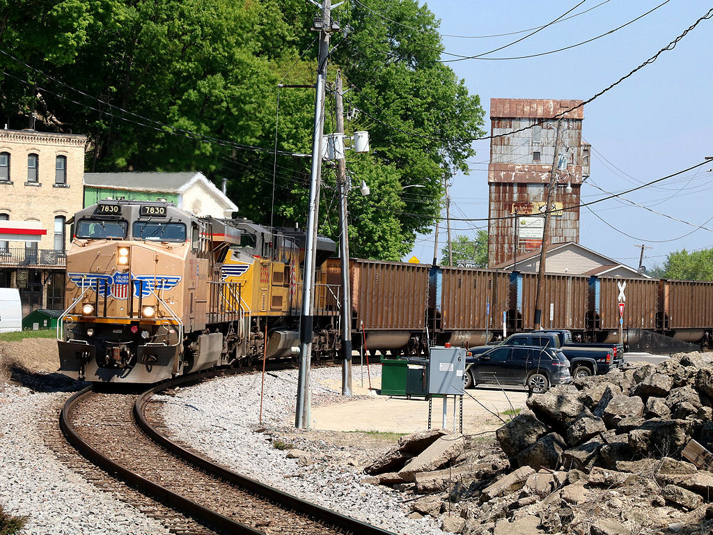 UP 7830